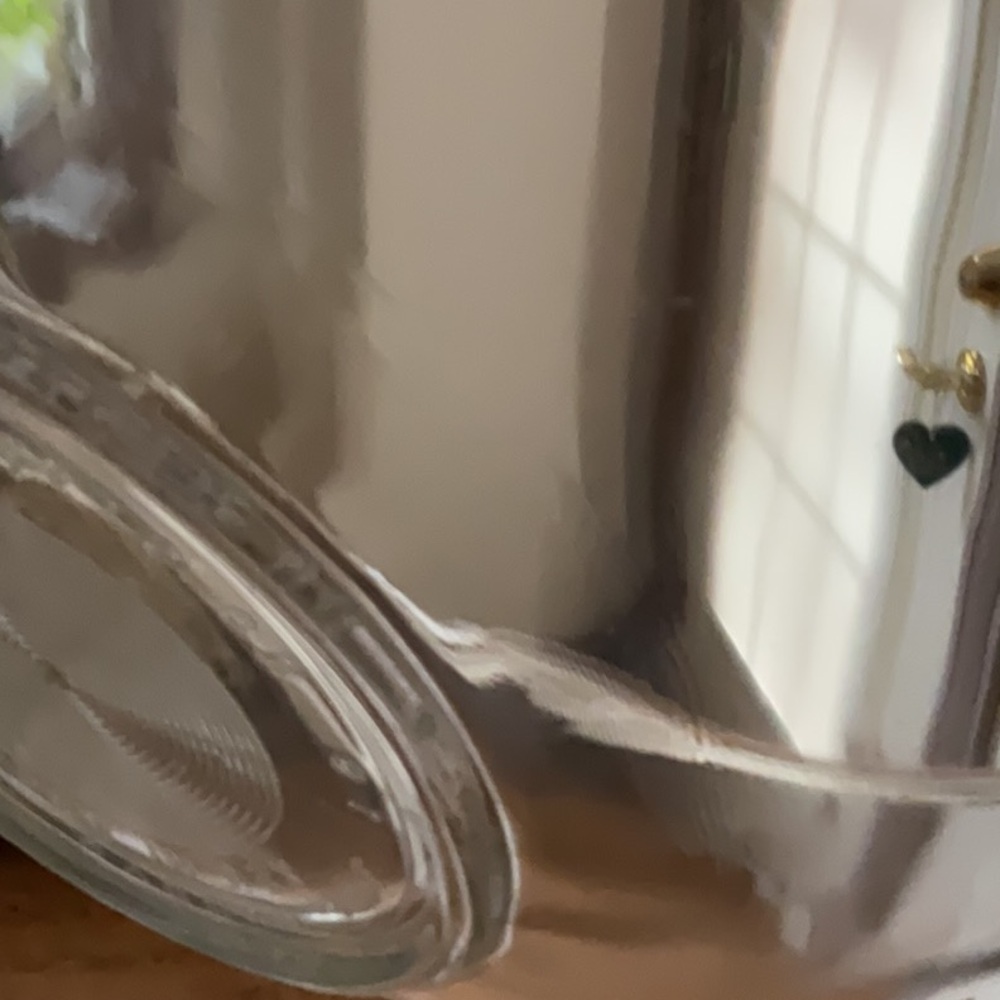 Set of 2 Clear Glass Pyrex Mixing Bowls. - Picture 5 of 5